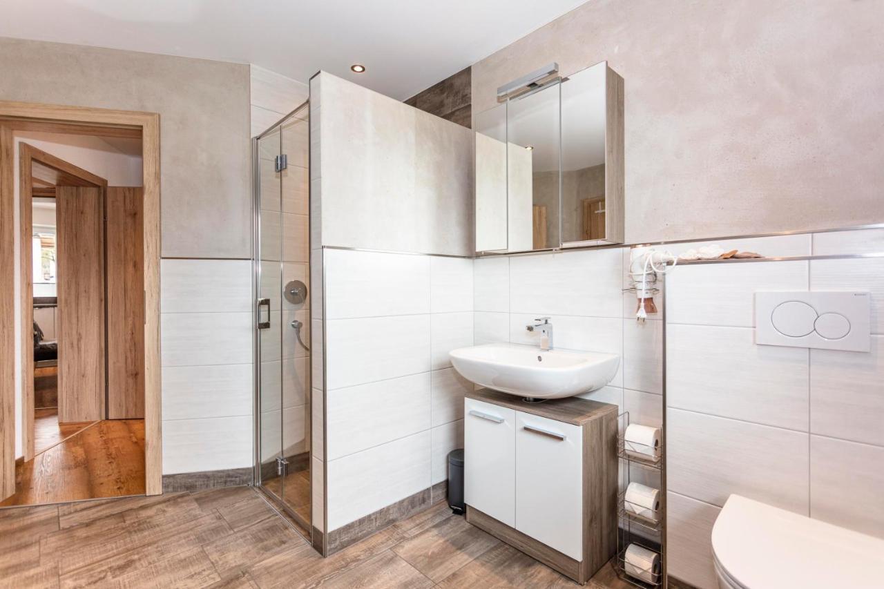 Ferienwohnung Katharina ฮอลเลอร์บาค อิม พินซ์เกา ภายนอก รูปภาพ